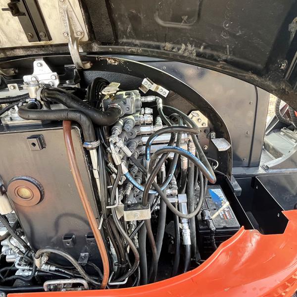 Secondhand Used Kubota 6 Ton Excavator Kx165-5 Hydraulic Backhoe Digging