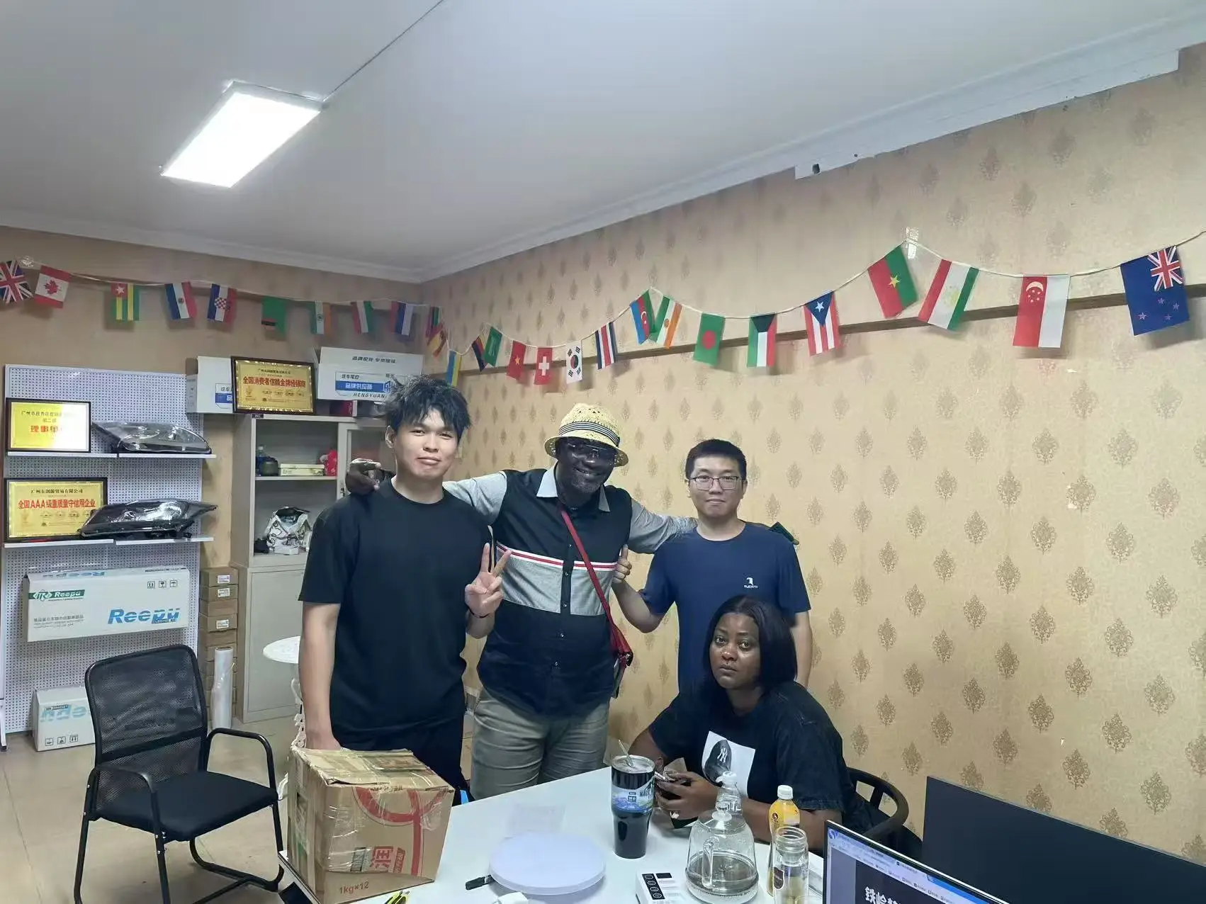 54500-L2000 54501-L2000 Automotive Parts Kit OEM LH RH for Hyundai Kia