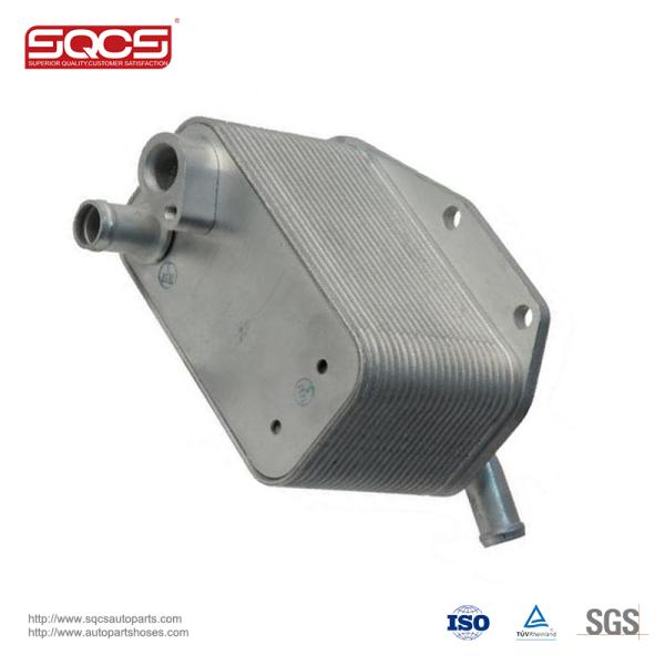 SQCS Car Engine Oil Cooler 30757620 For VOLVO Xc60 2010 XC90 S60 S80 V60 V70 XC70 OE LR001426 30757620 Oil Cooler
