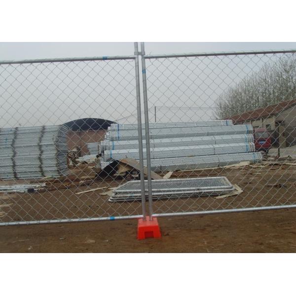Easily Assembled Portable Chain Link Fence With Low Carbon Steel Wire Material