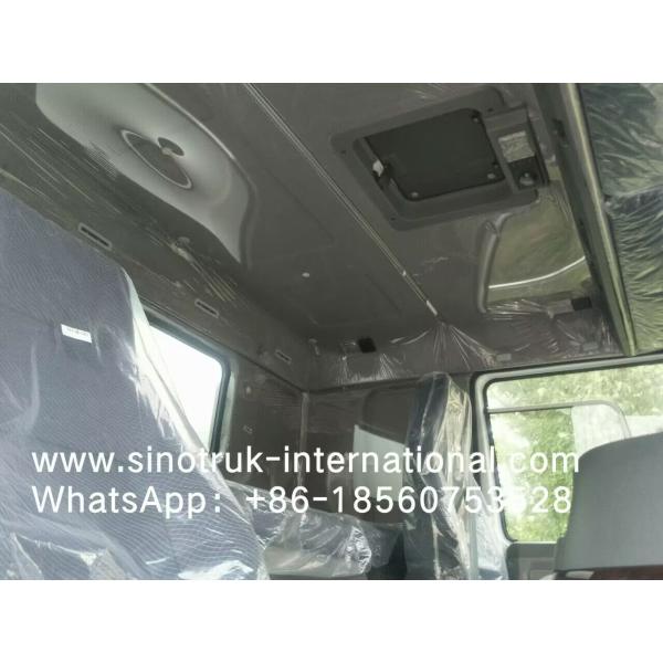 SINOTRUK HOWO 6X4 25CBM Oil Tank Truck 10Wheels 400Hp White