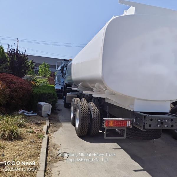 Brand New Sinotruk HOWO 6X4 20000L Oil Tank Fuel Tanker Truck For Sale In Philippines