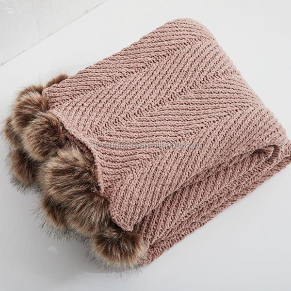 Y-F Home Decor New Nordic Style Soft Fluffy Chenille Knitted Pom Pom Tassel Sofa Throws Plush Couch Crochet Blanket