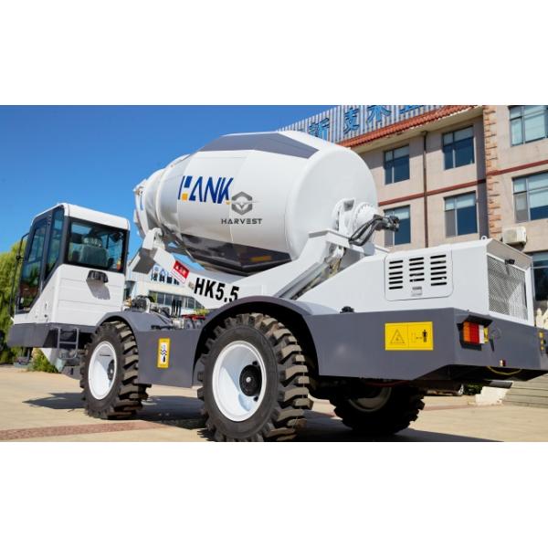 5.5m3 Self Loading Mixer with Powerful Cummins Engine Hot Sale In