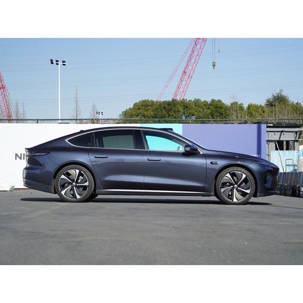 NIO ET7 Four Wheel Drive Electric Cars Vehicles Luxury 700km High Capacity Battery