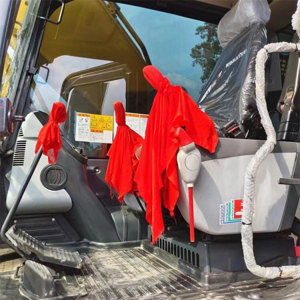 Used Komatsu PC200-7 Crawler Excavator 0.8m3 Bucket Capacity 20000 KG Machine Weight