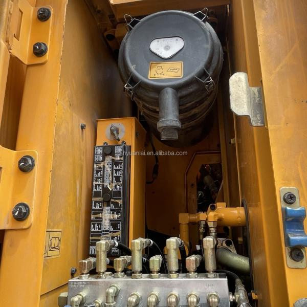 Hyundai 210 Excavator 2019 Model with Operating Weight 20560kg in High Demand