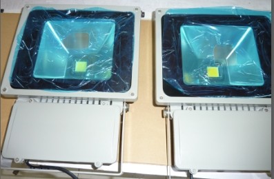 70-100W Flood Light