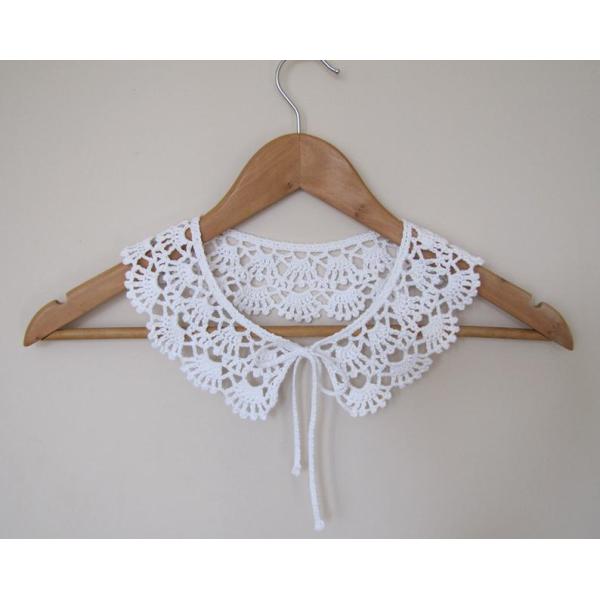 Y-F Custom Crochet Necklace 100% Cotton Lace Neckpiece in Vintage Retro Style Eco-Friendly Collar Gift