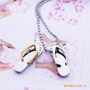 Quality Fashion couples jewelry stainless steel pendant couple necklace slipper shoes necklaces wholesale