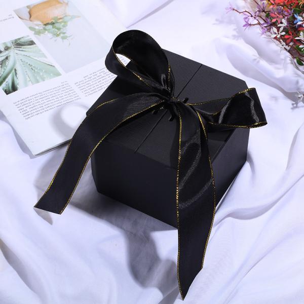 Custom Boutique Luxury Matt Jewelry Gift Box with Magnetic Closure and Black Ribbon