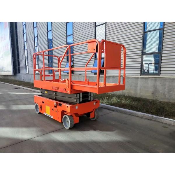 Battery Powered Self Propelled Scissor Lift Platform for Aerial Installation / Maintenance Working