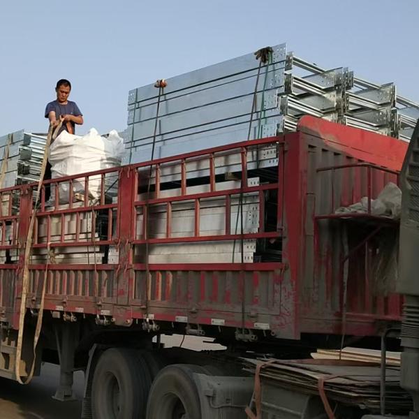 Hot Dipped Galvanized Cable Tray High Corrosion Resistance And Non Flammable For Floor Mount Wall Mount