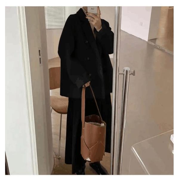 Fall and Winter Woman′s Coats Ladies Jackets Woolen Solid Turn Down Collar Long Coats for Woman