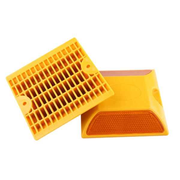 Road Safety Stud Road Cone Sign Used Plastic Reflector Cat Eye Road Stud For Road Safety