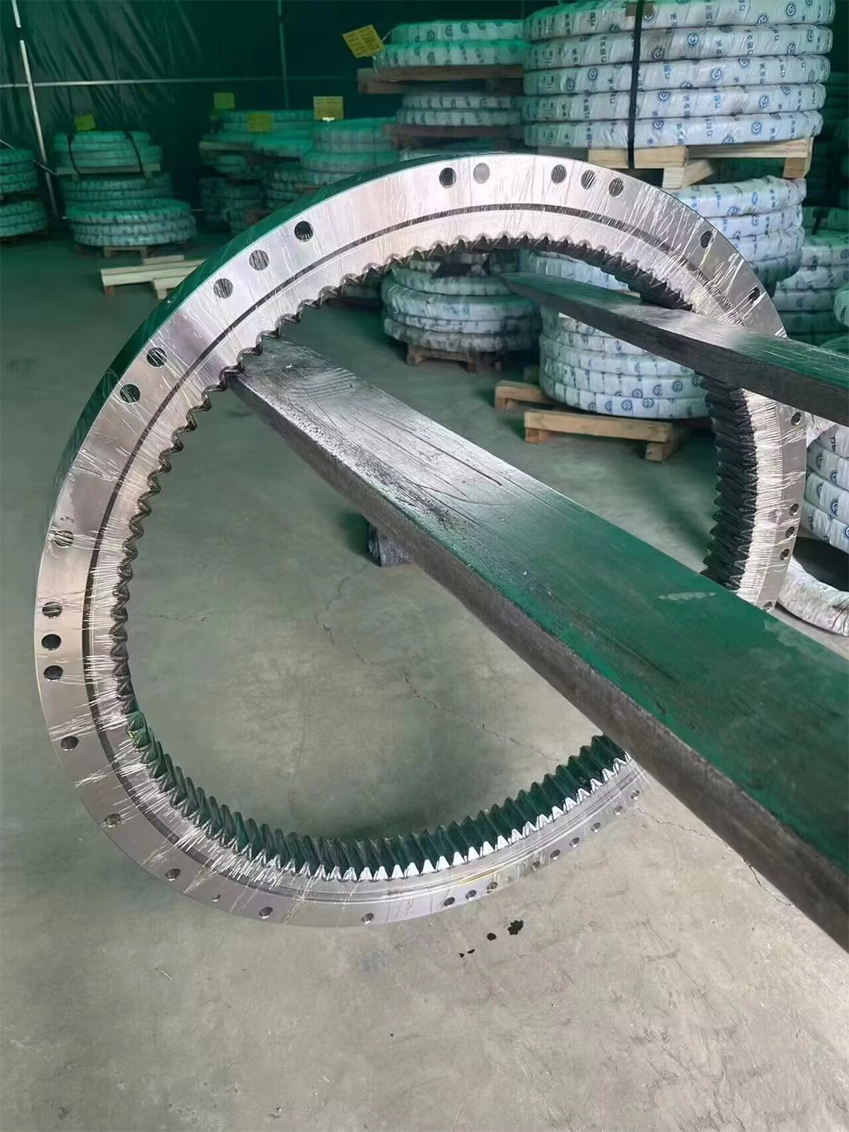 Hyundai excavator swing bearings R450-3 51E7-00930 OEM replacement parts