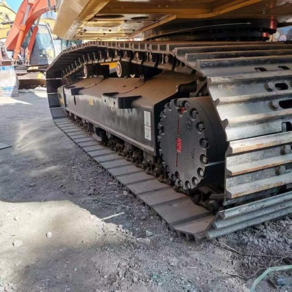 Japan Made Komatsu PC200-8 Excavator with Less Hour Used and Original Hydraulic Valve