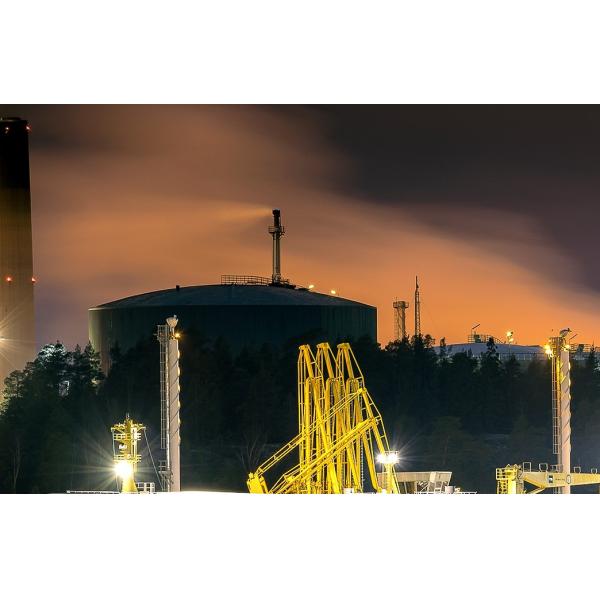 Install circling & Round Explosion proof flood light fixtures 6250 lumen to 19500 lumen