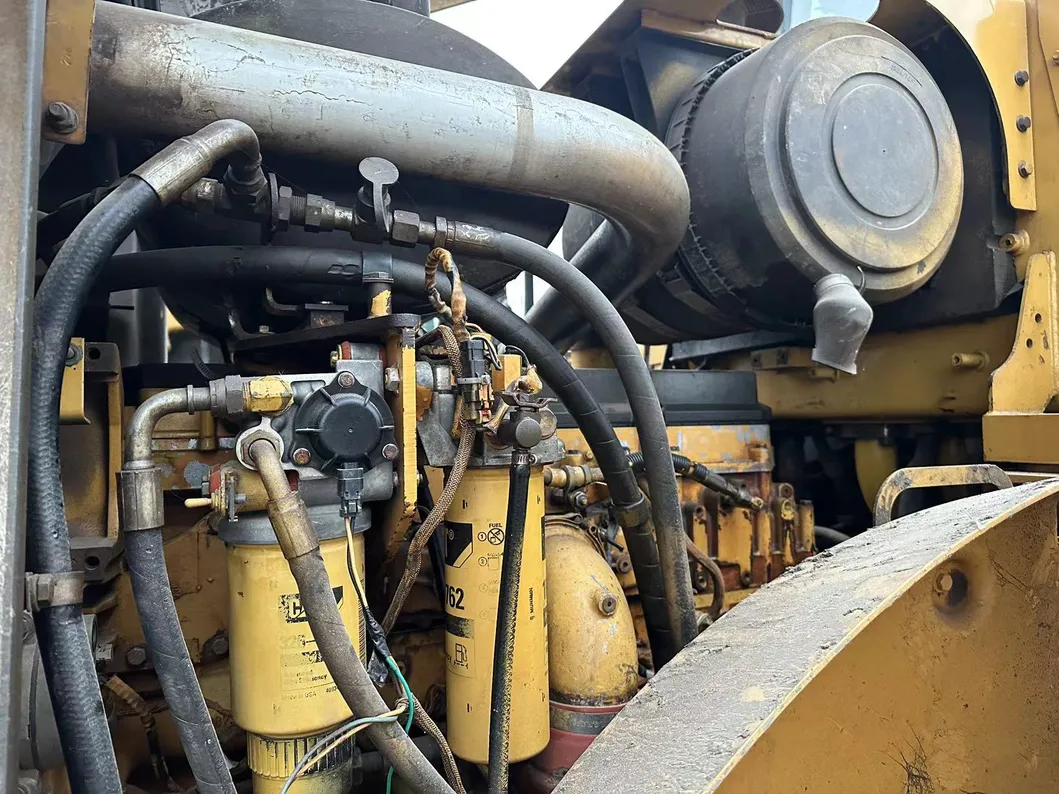 Original Made in Japan Cat Front Loader Real Caterpillar Payloader