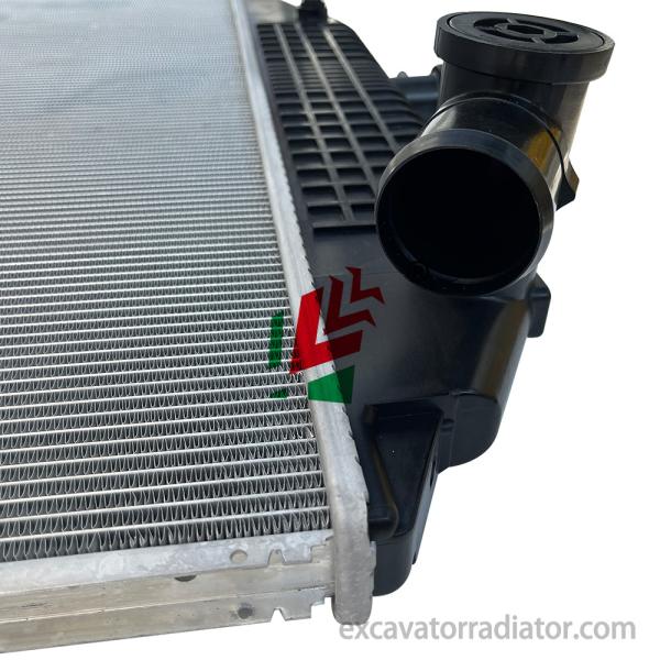 Hino 57038 Hot Selling Truck Engine Radiator Tank Manufacturer Aluminum Brazed Cooling System