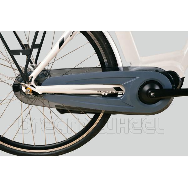 White 36V 250W Electric Urban Bike , 700C Electric Town Bikes Middle Motor