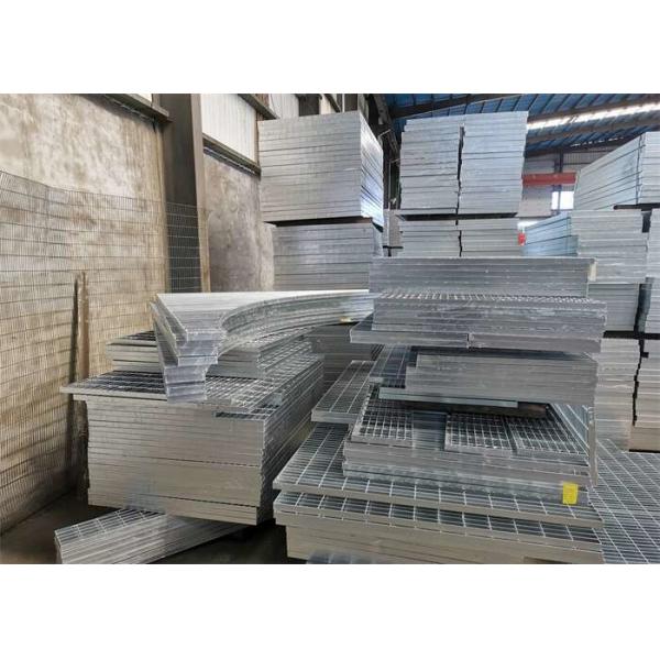 SGS Industrial Serrated Carbon Steel Bar Grating Hot Dip Galvanized
