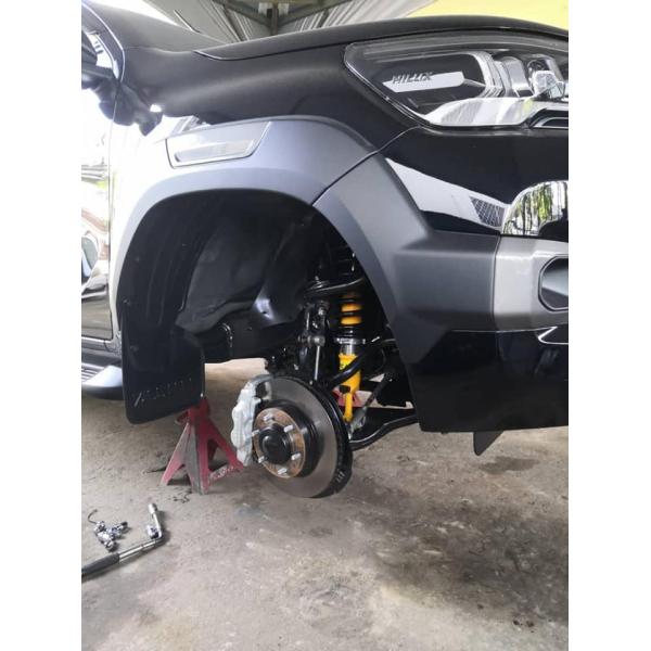 Wrangler JL Suspension Lift Kit - Installation View