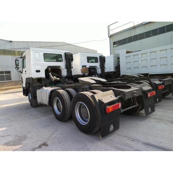 ≤5 seats Sinotruk HOWO 6*4 Tractor Truck 12.00r20/12r22.5/315.80-25
