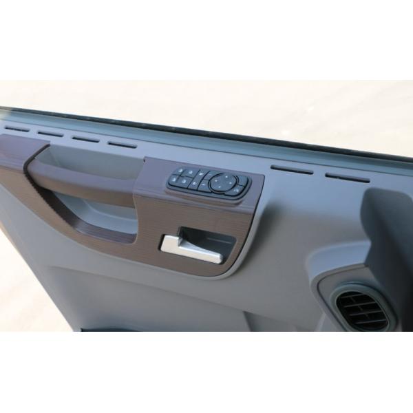 Yellow 10 Wheels Prime Mover Truck 6x4 Drive Mode LHD RHD 375HP CCC Certified