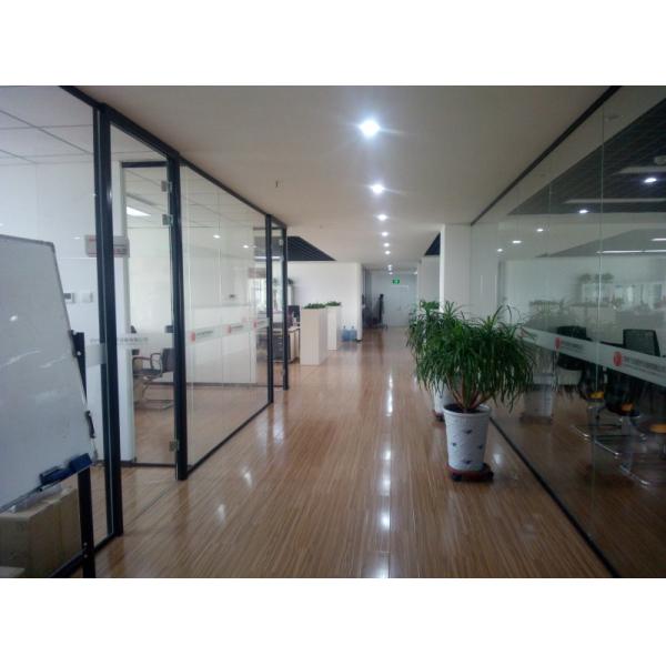 Non Surgical Lumbar Decompression Machine For Low Back Pain Relief