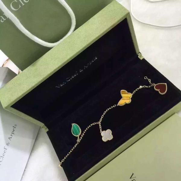 China Jewelry Market Van cleef & arpelsr Brand jewelry Design Alhambra bracelet 4 motifs 18K Gold
