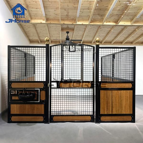 Factory Direct Sales Of High-quality European Style Horse Stables Horse Barn Stalls For Horse Racing Arenas