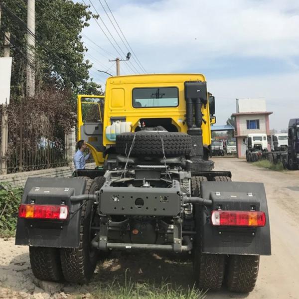 Sinotruk Used Tractor Head Trailer Tractor Truck Howo 6*4 Tractor Head Price