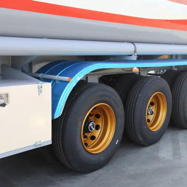 7000 Gallon Portable Diesel Fuel Tanker Trailer Oil Tank 3 Axles Carbon Steel