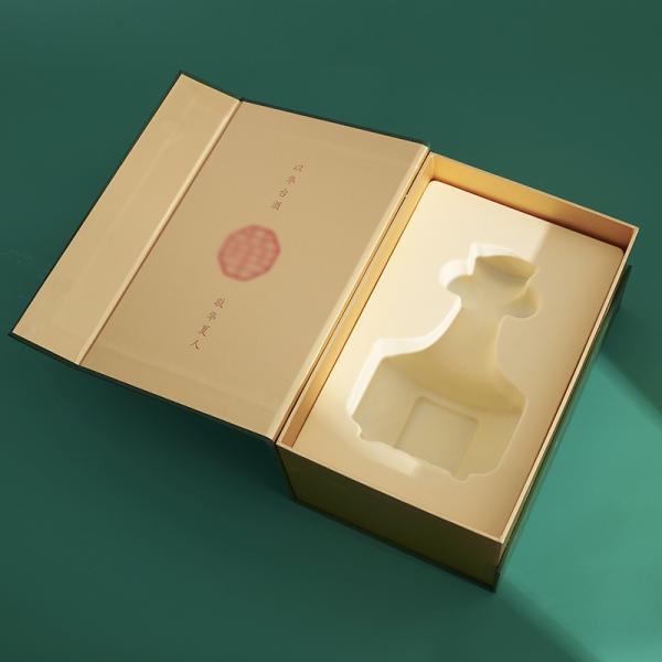 2 Custom Embossed Luxury Wine Packaging Box Clamshell Magnetic Book FlipTop Box Wine Glass Gift Boxes