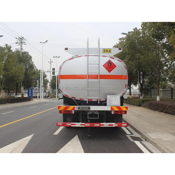 Shacman Delong Chemical Tank Truck Euro 6 80km/H Maximum Speed Fuel Tank Truck