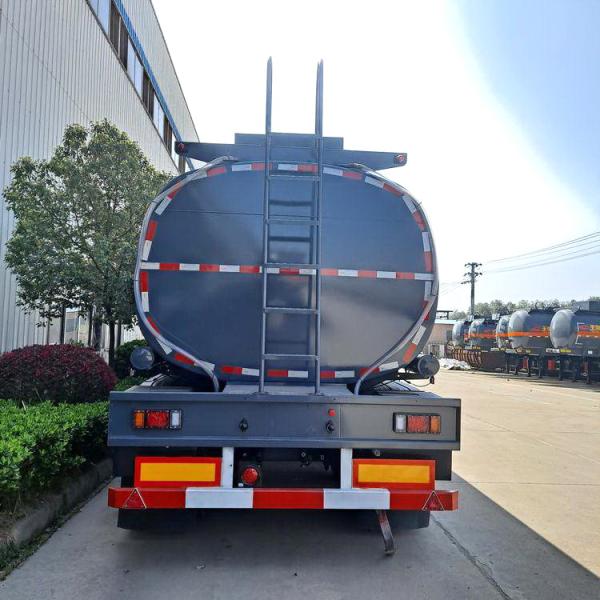 New Water Liquid Tanker Semi Trailer Fuel Tanker Trailer Edible Oil Semi Trailer