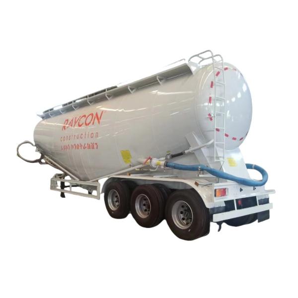 Low-density Powder Material Transportation Semi-trailer Horizontal Powder tank Semi-trailer