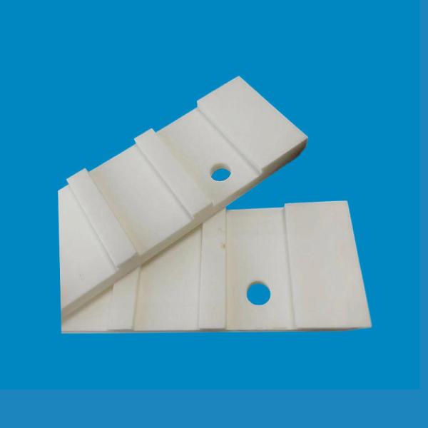 Precision alumina ceramic components