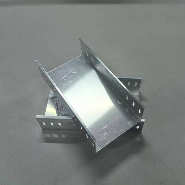 Medium Duty Aluminum Cable Tray Sizes 100mm-1000mm Cable Tray Slotted