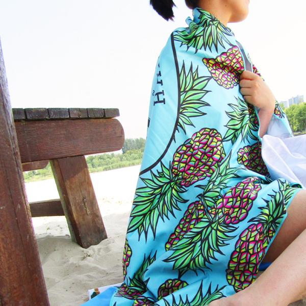 Light Weight Microfiber Custom Beach Towel With High Durability And Digital Printing