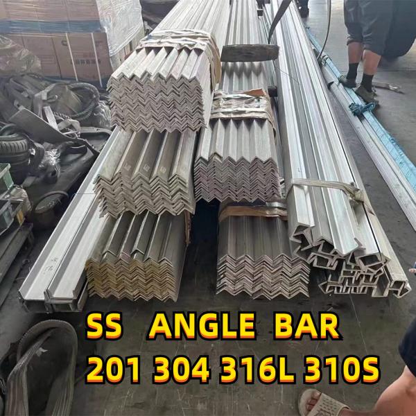Hot Rolled SUS304 Stainless Steel Angle Bar 1.4301 SS304 50*50*5MM Equal Angle Bar