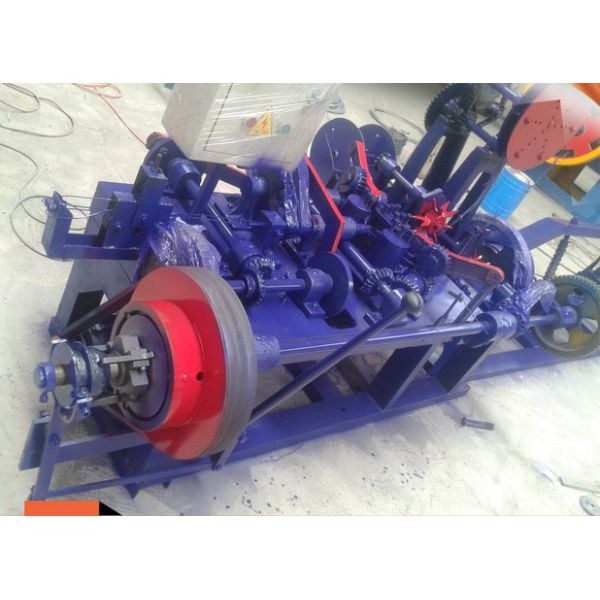 Positive and Negative Standard Barbed Wire Making Machine Good Supplier High Tensile