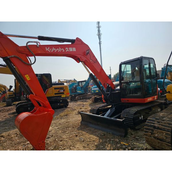 Powerful Mini Used Excavator Equipment Kx183-3 8 Ton Digger Crawler