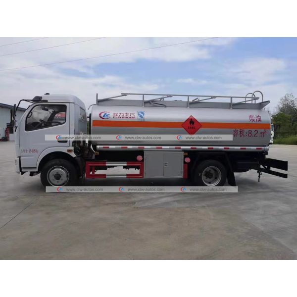 6000L Mobile Fuel Refueling Tanker Delivery Truck 6tons Oil Dispenser Truck