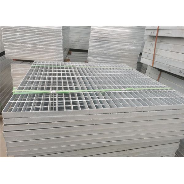 Q235 Rectangular Steel Driveway Grates Grating 90mm Anti Corrosion