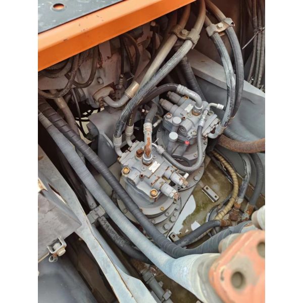 Origin in Japan, used Hitachi ZX470LCH tracked hydraulic excavator