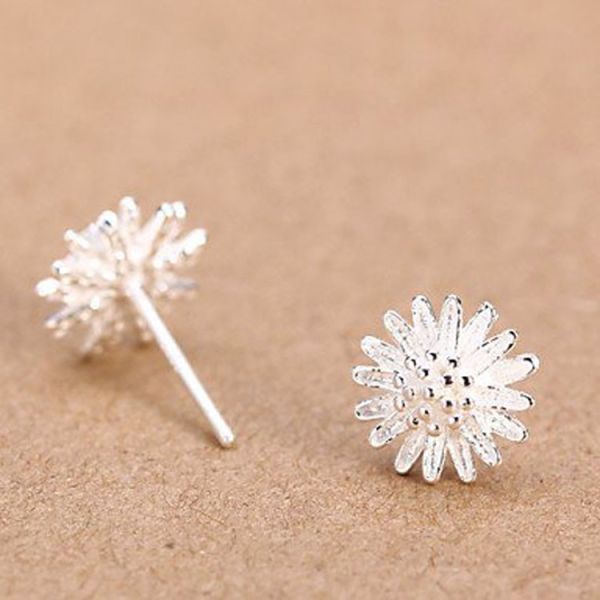 Fashion Jewelry 925 Silver Plated Daisy Flower Stud Earrings (EETUD010)
