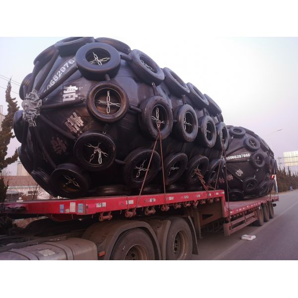 D2500 X L5500 Wharves Inflatable Marine Rubber Fender Aircraft Tyre Chain