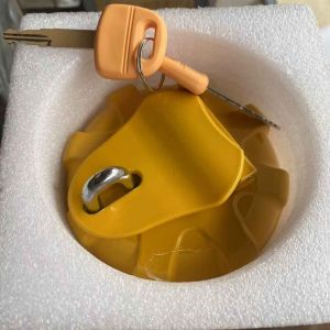 China 21050-21200 Aluminum Fuel Tank Cover For Komatsu PC200 on sale